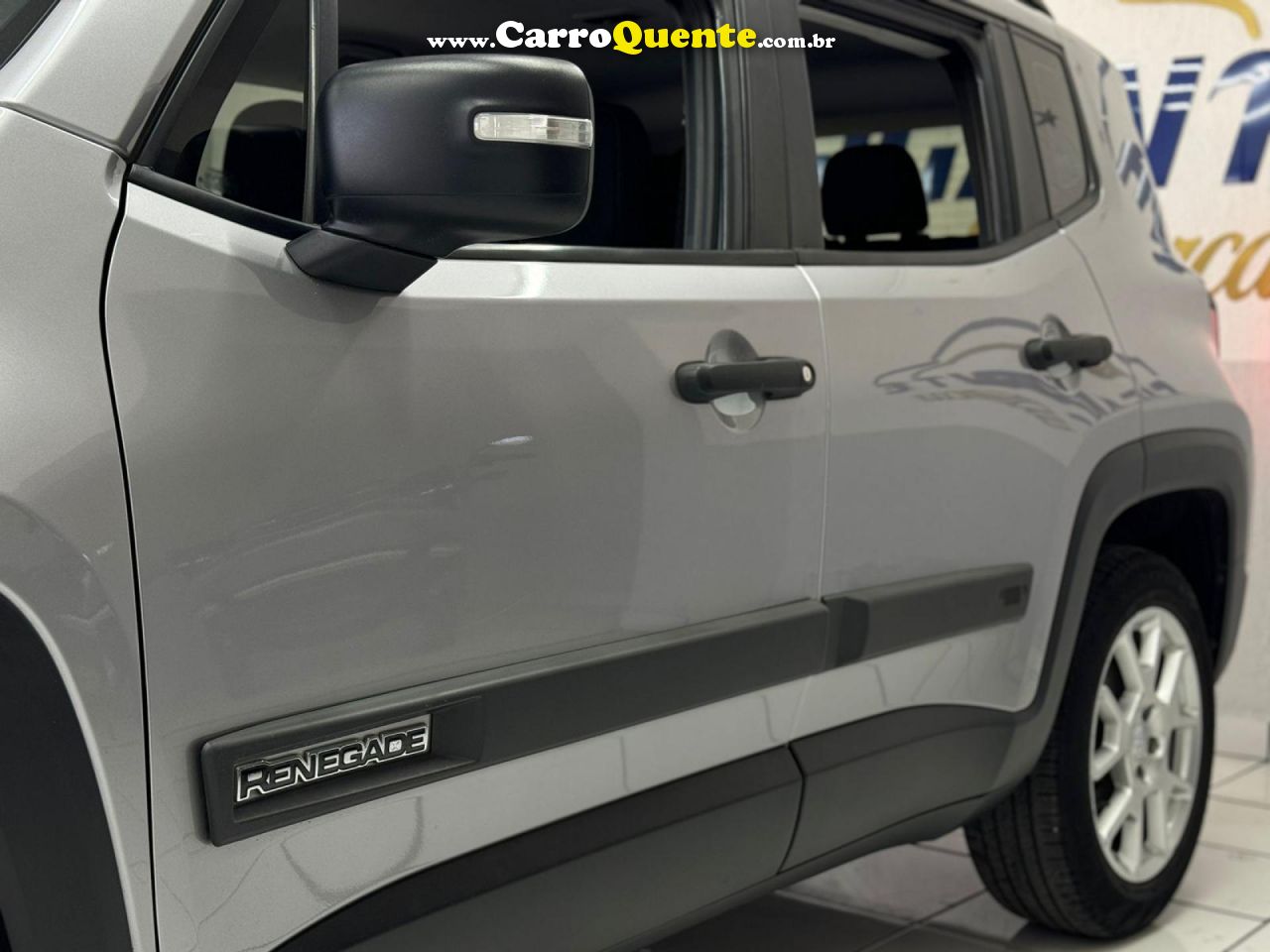 JEEP   RENEGADE SPORT 1.8 4X2 FLEX 16V AUT.   PRATA 2020 1.8 FLEX - Loja