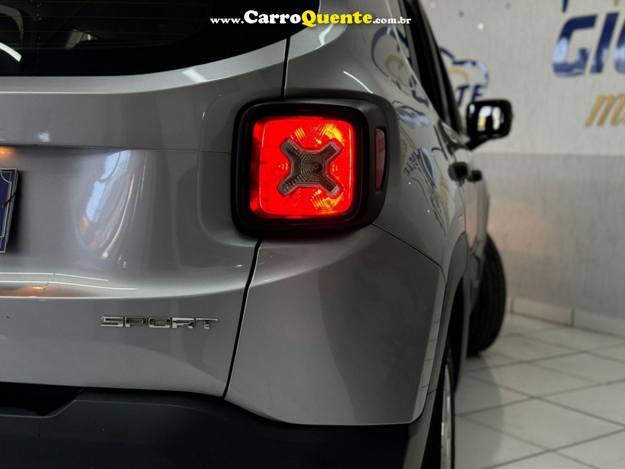 JEEP   RENEGADE SPORT 1.8 4X2 FLEX 16V AUT.   PRATA 2020 1.8 FLEX - Loja