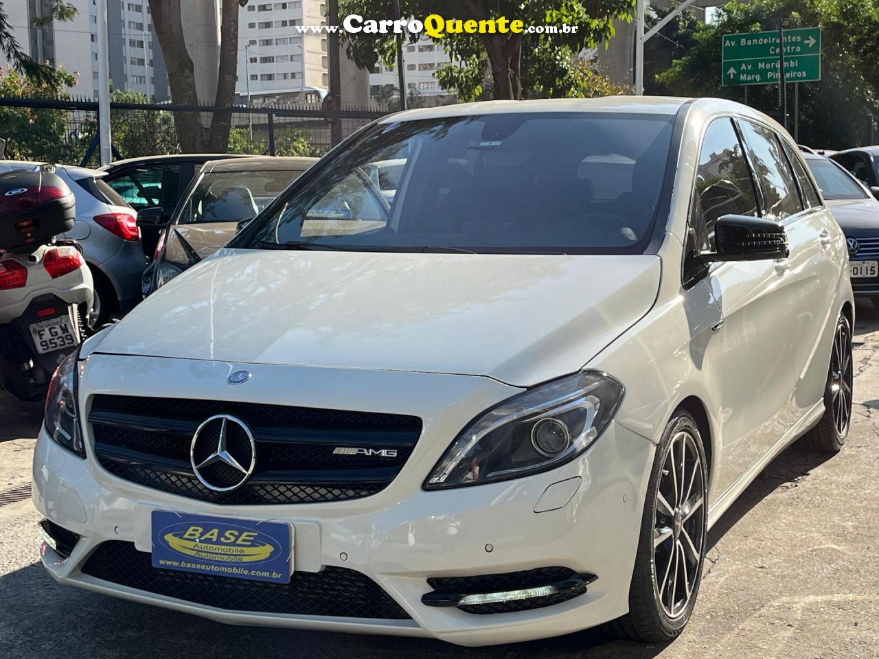 MERCEDES-BENZ   CLASSE B 200 CGI 1.6 TB SPORT 156CV AUT   BRANCO 2013 1.6 GASOLINA - Loja