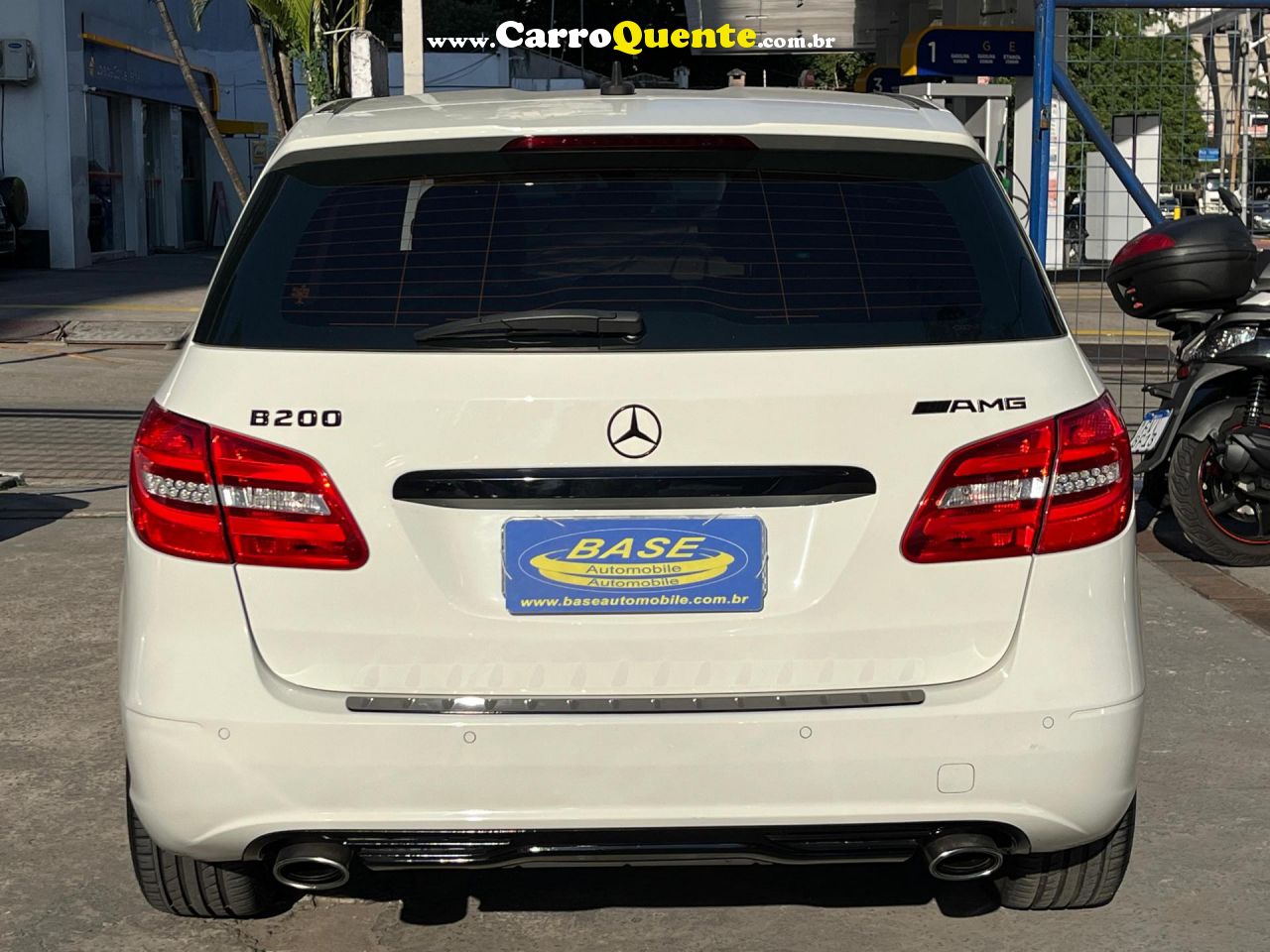 MERCEDES-BENZ   CLASSE B 200 CGI 1.6 TB SPORT 156CV AUT   BRANCO 2013 1.6 GASOLINA - Loja