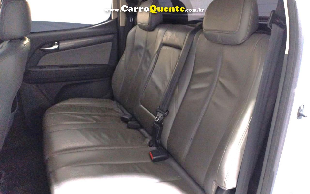 CHEVROLET   S10 PICK-UP LTZ 2.4 F.POWER 4X2 CD   BRANCO 2013 2.4 FLEX - Loja