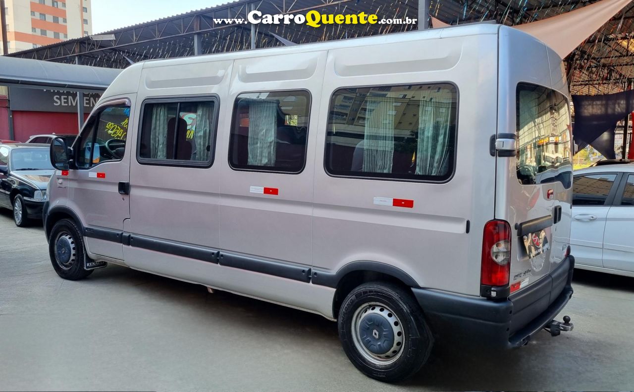 RENAULT   MASTER EUROLAF 2.5    CINZA 2013 2.5 DIESEL - Loja