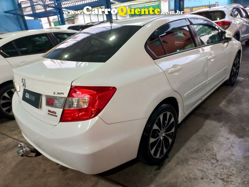 Honda CIVIC 2.0 LXR 16V FLEX 4P AUTOMÁTICO - Loja