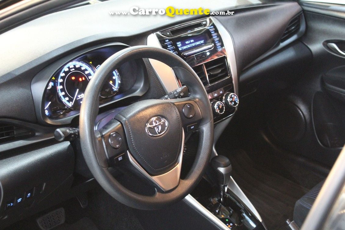 TOYOTA YARIS 1.3 16V XL MULTIDRIVE - Loja