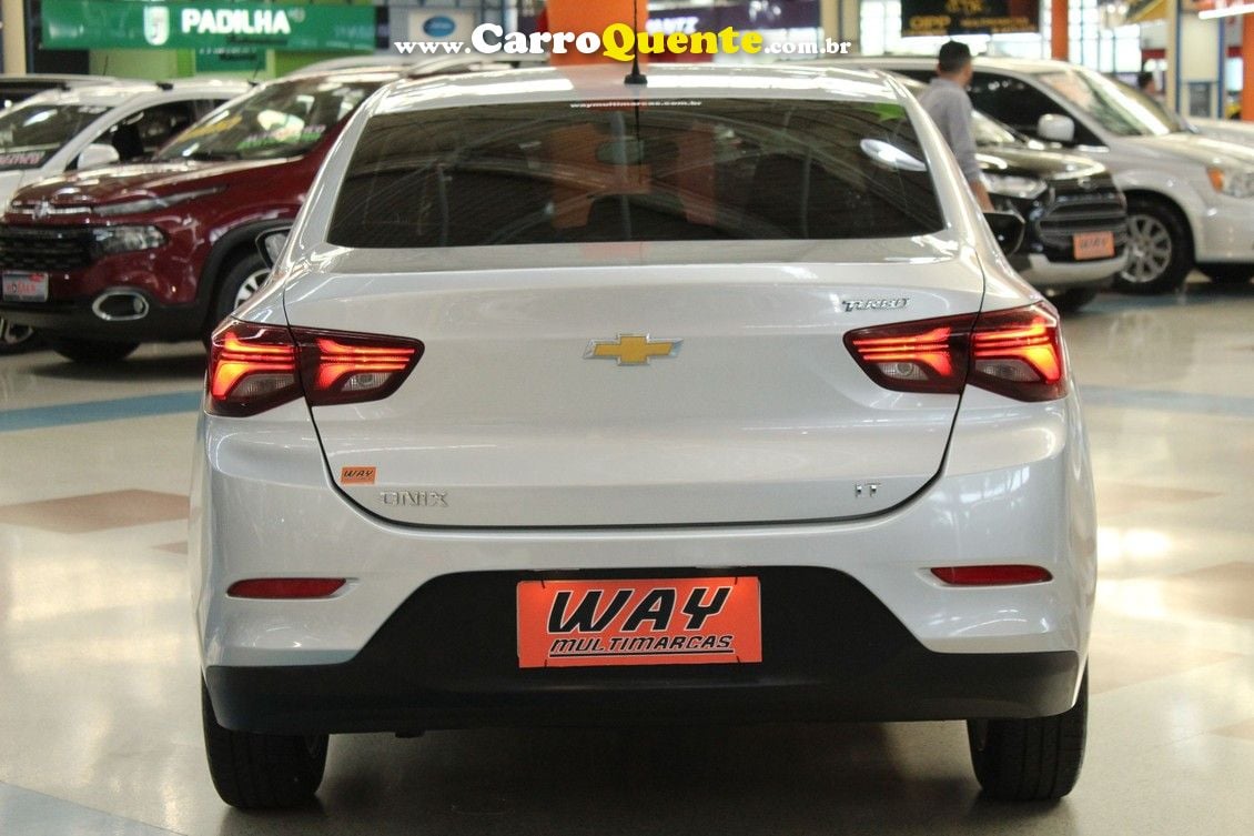 CHEVROLET ONIX 1.0 TURBO PLUS LT - Loja