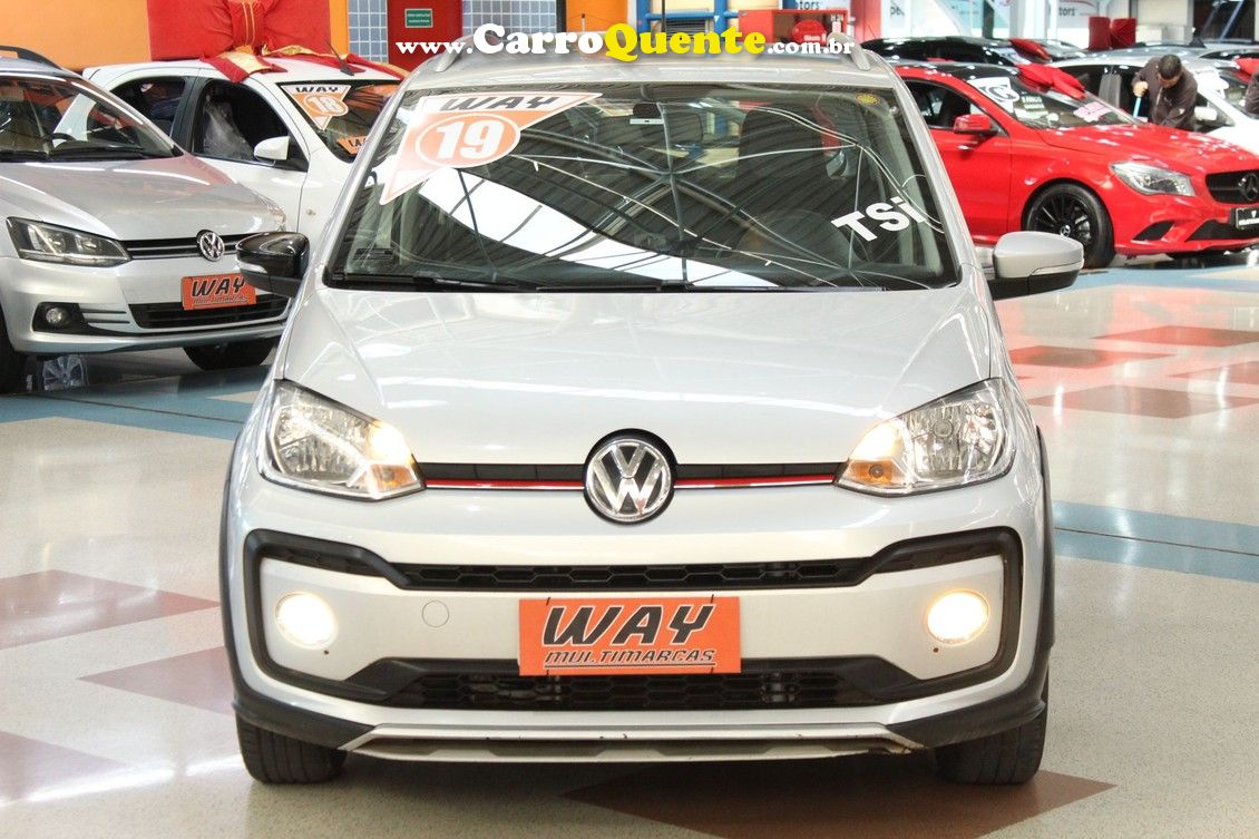 VOLKSWAGEN CROSS UP 1.0 TSI 12V - Loja