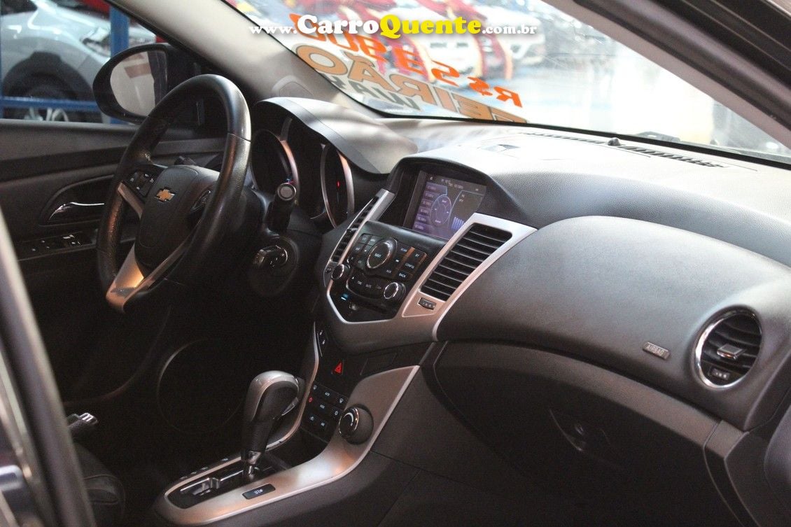 CHEVROLET CRUZE 1.8 LT 16V SEDAN - Loja