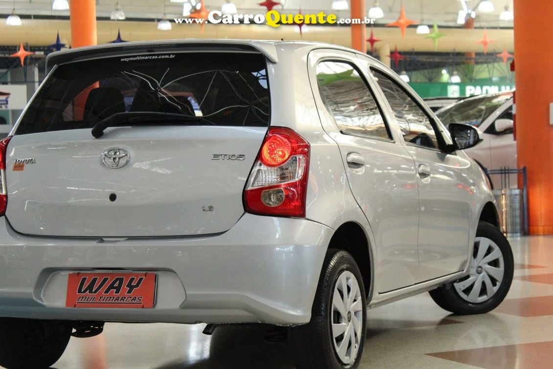 TOYOTA ETIOS 1.3 X 16V - Loja