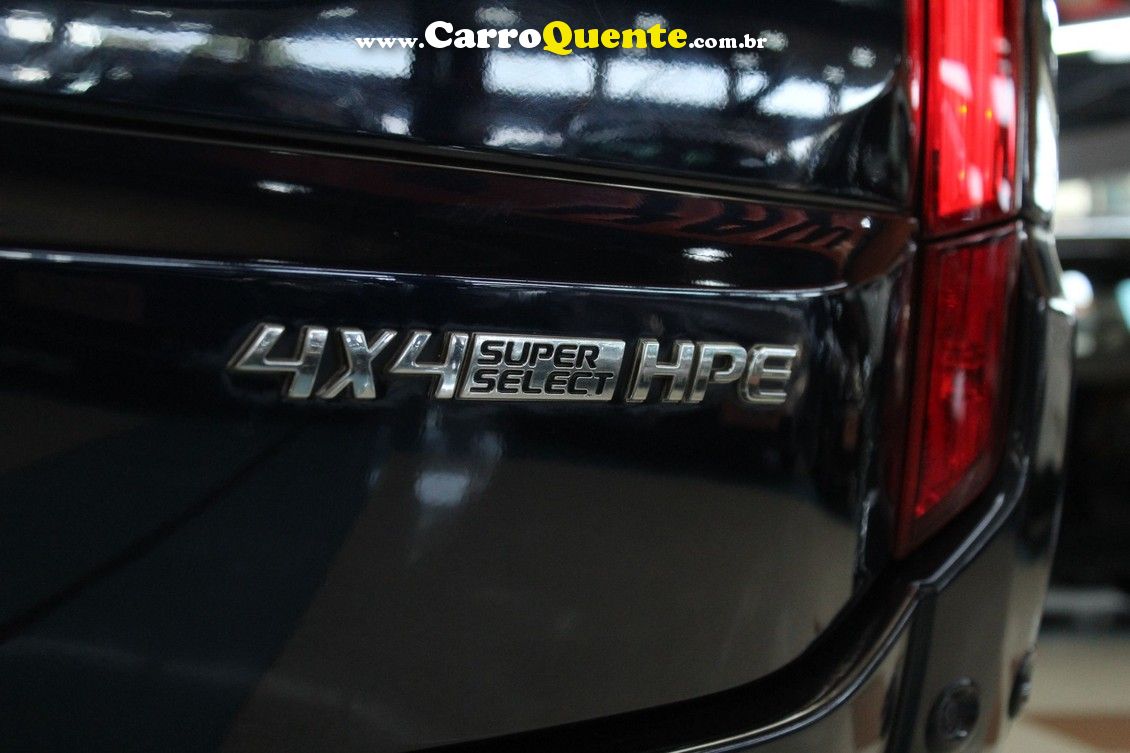 MITSUBISHI PAJERO SPORT 2.4 16V MIVEC TURBO HPE AWD - Loja