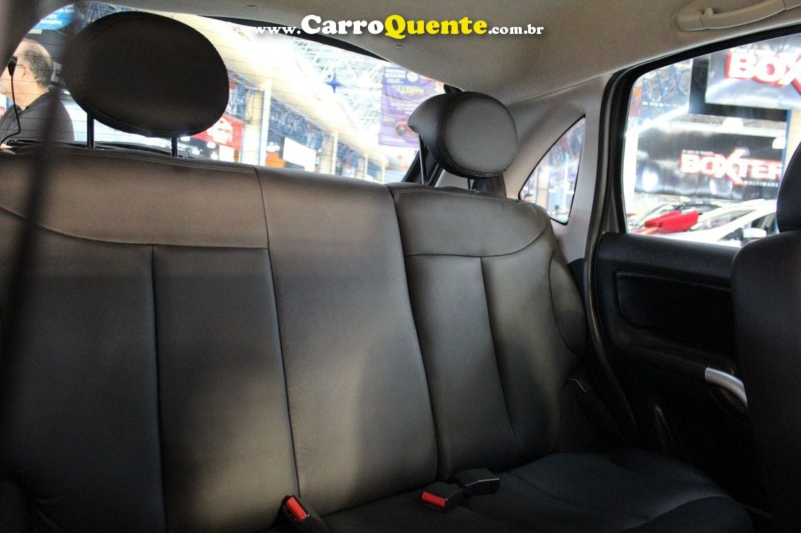 CITROEN C3 1.6 SOLARIS 16V - Loja