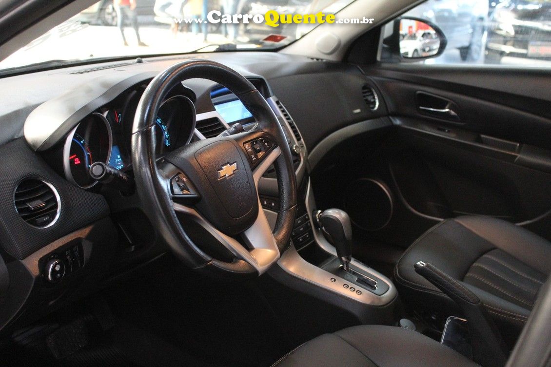 CHEVROLET CRUZE 1.8 LT 16V SEDAN - Loja