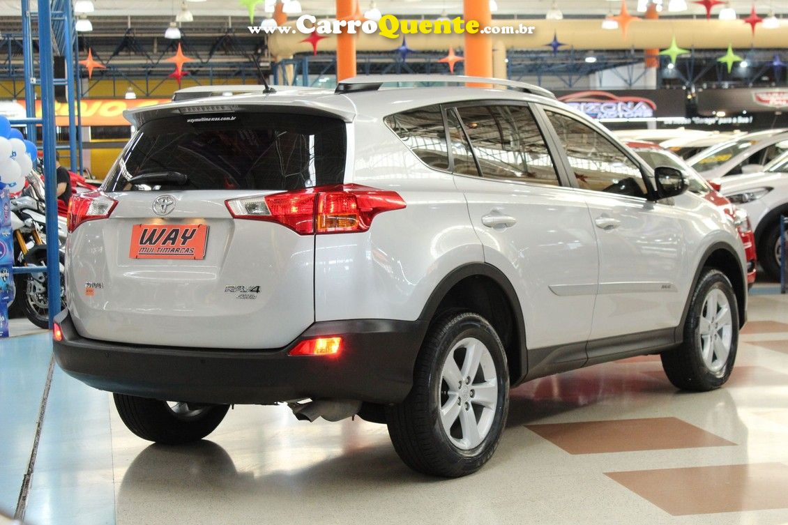 TOYOTA RAV4 2.0 4X4 16V - Loja