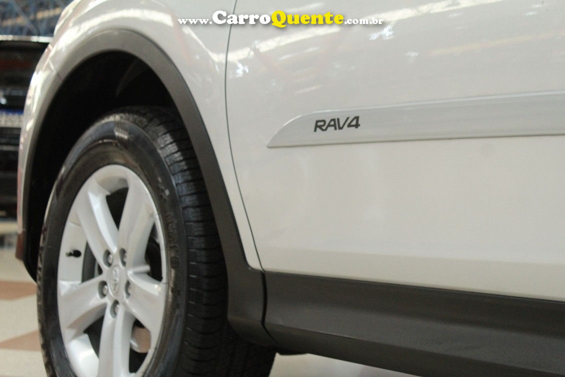 TOYOTA RAV4 2.0 4X4 16V - Loja