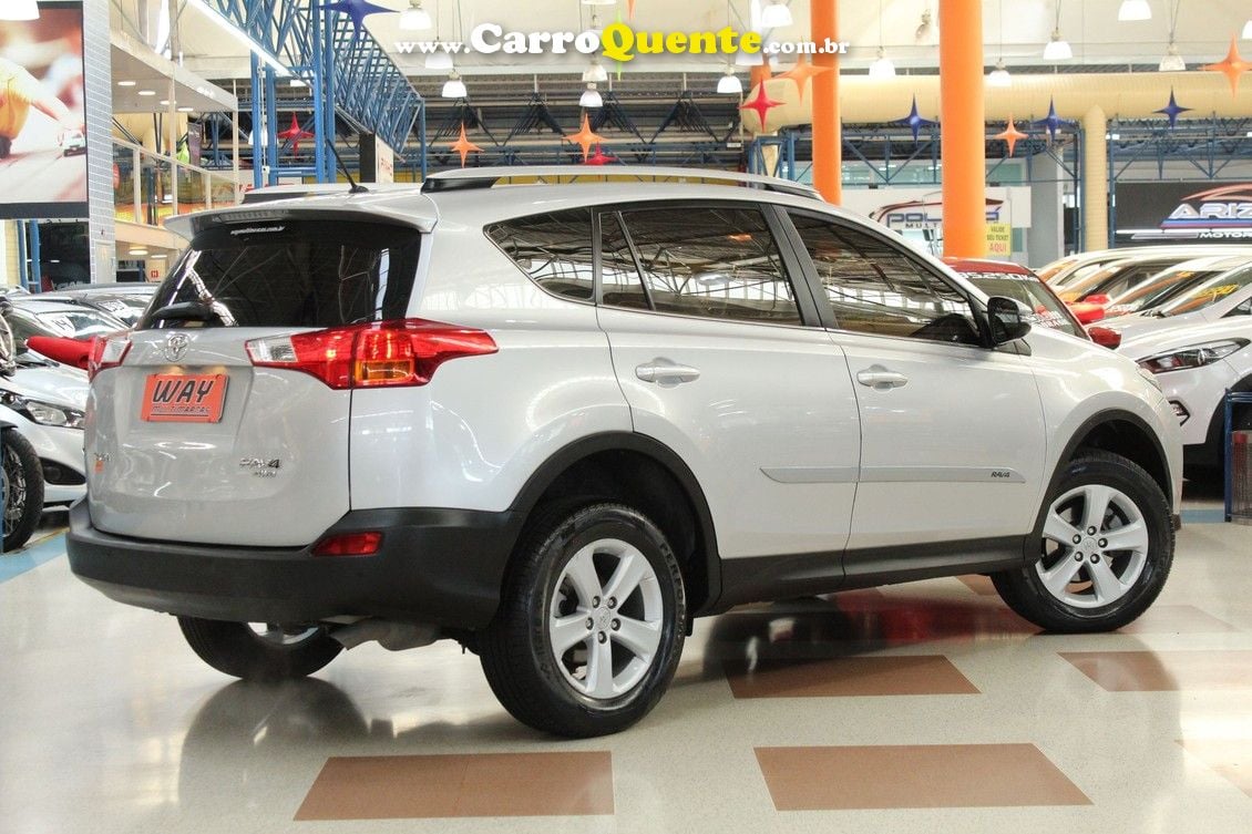 TOYOTA RAV4 2.0 4X4 16V - Loja