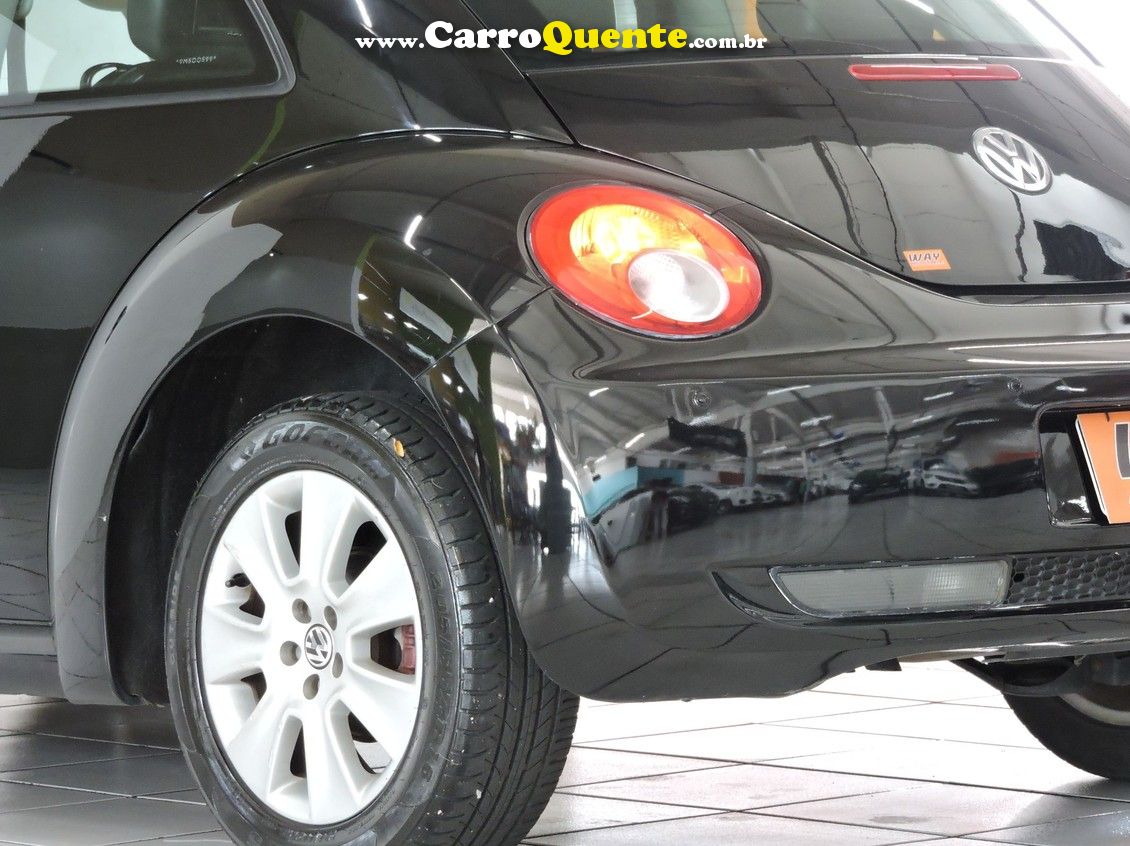 VOLKSWAGEN NEW BEETLE 2.0 MI 8V - Loja