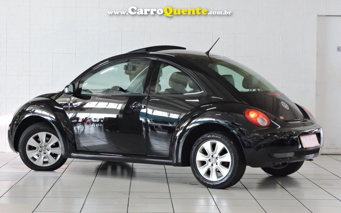 VOLKSWAGEN NEW BEETLE 2.0 MI 8V - Loja