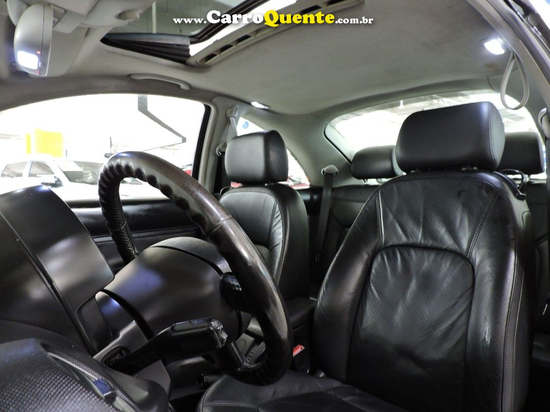 VOLKSWAGEN NEW BEETLE 2.0 MI 8V - Loja