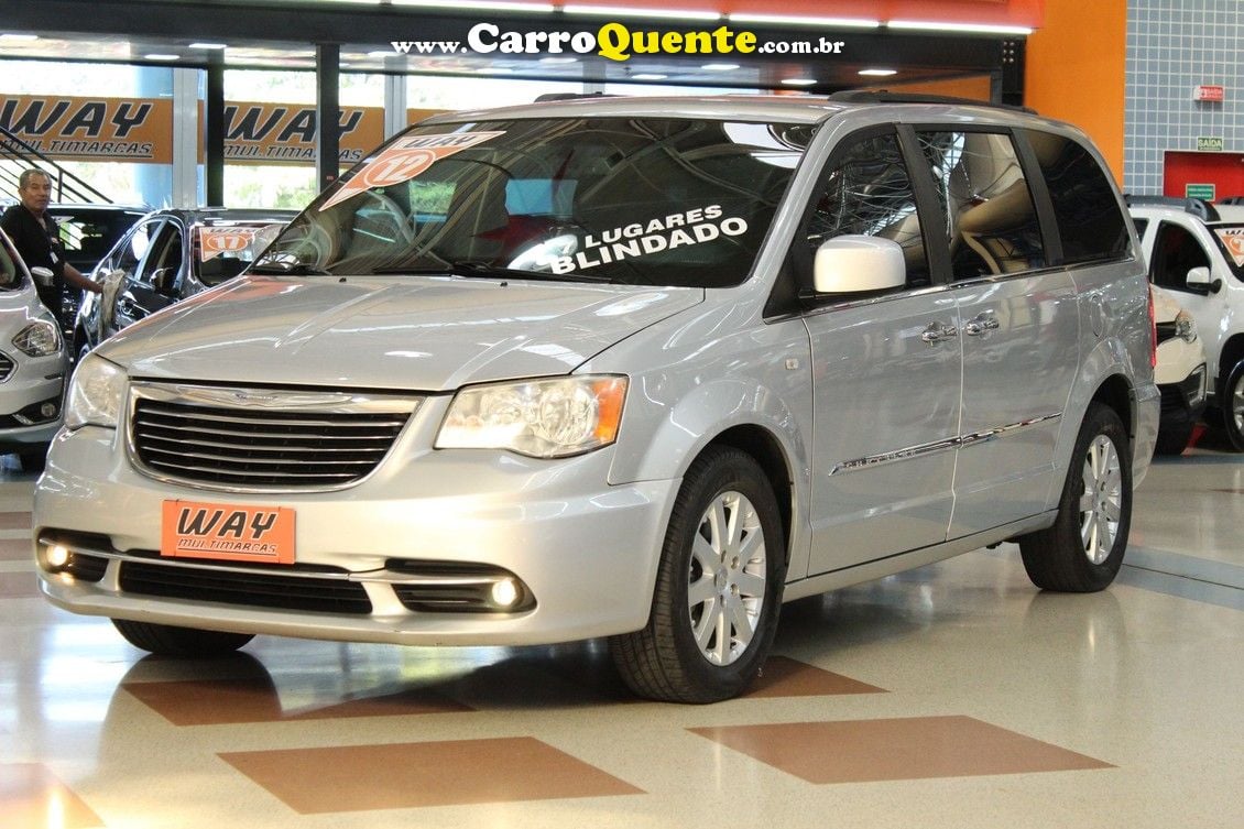 CHRYSLER TOWN & COUNTRY 3.6 TOURING V6 24V - Loja