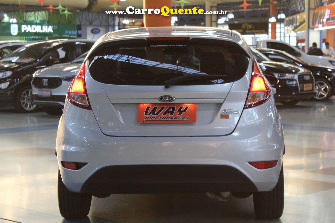 FORD FIESTA 1.6 SE HATCH 16V - Loja