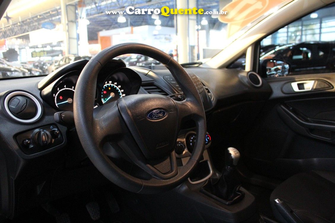 FORD FIESTA 1.6 SE HATCH 16V - Loja