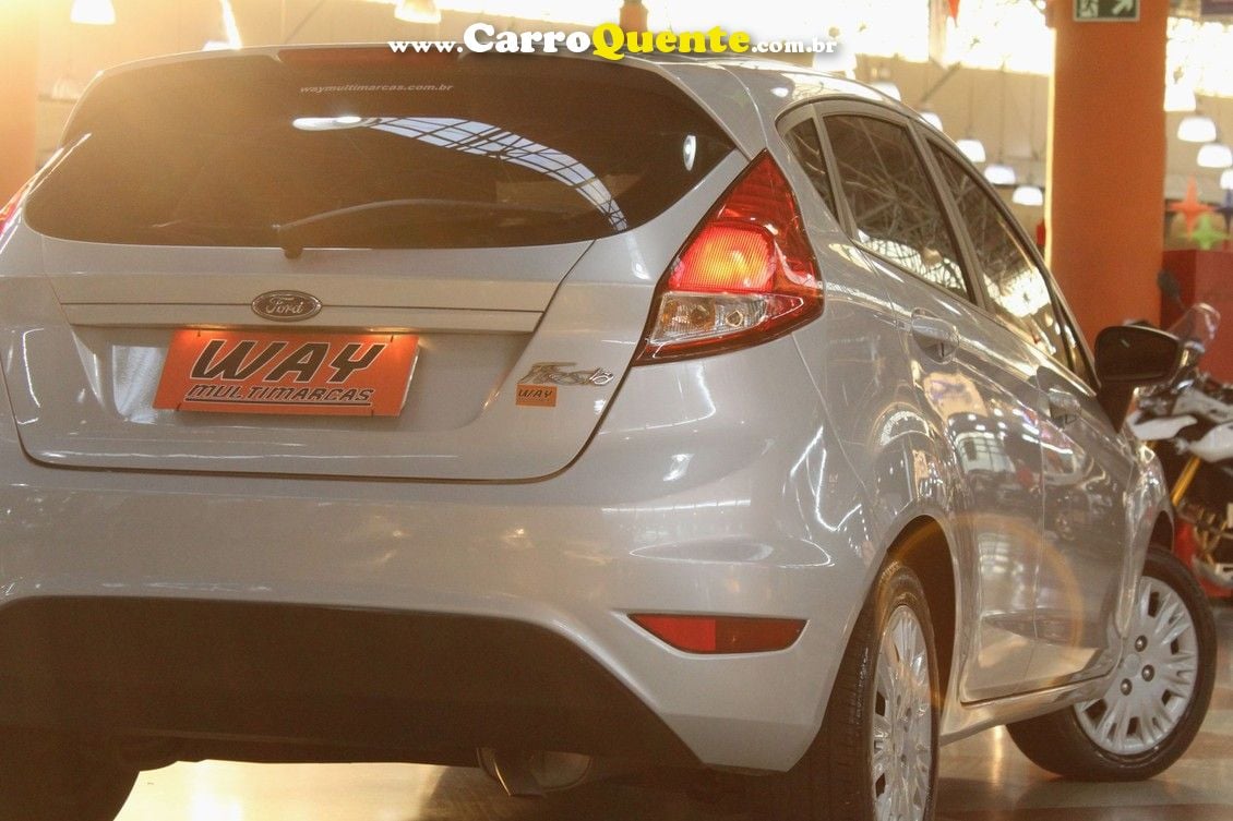 FORD FIESTA 1.6 SE HATCH 16V - Loja