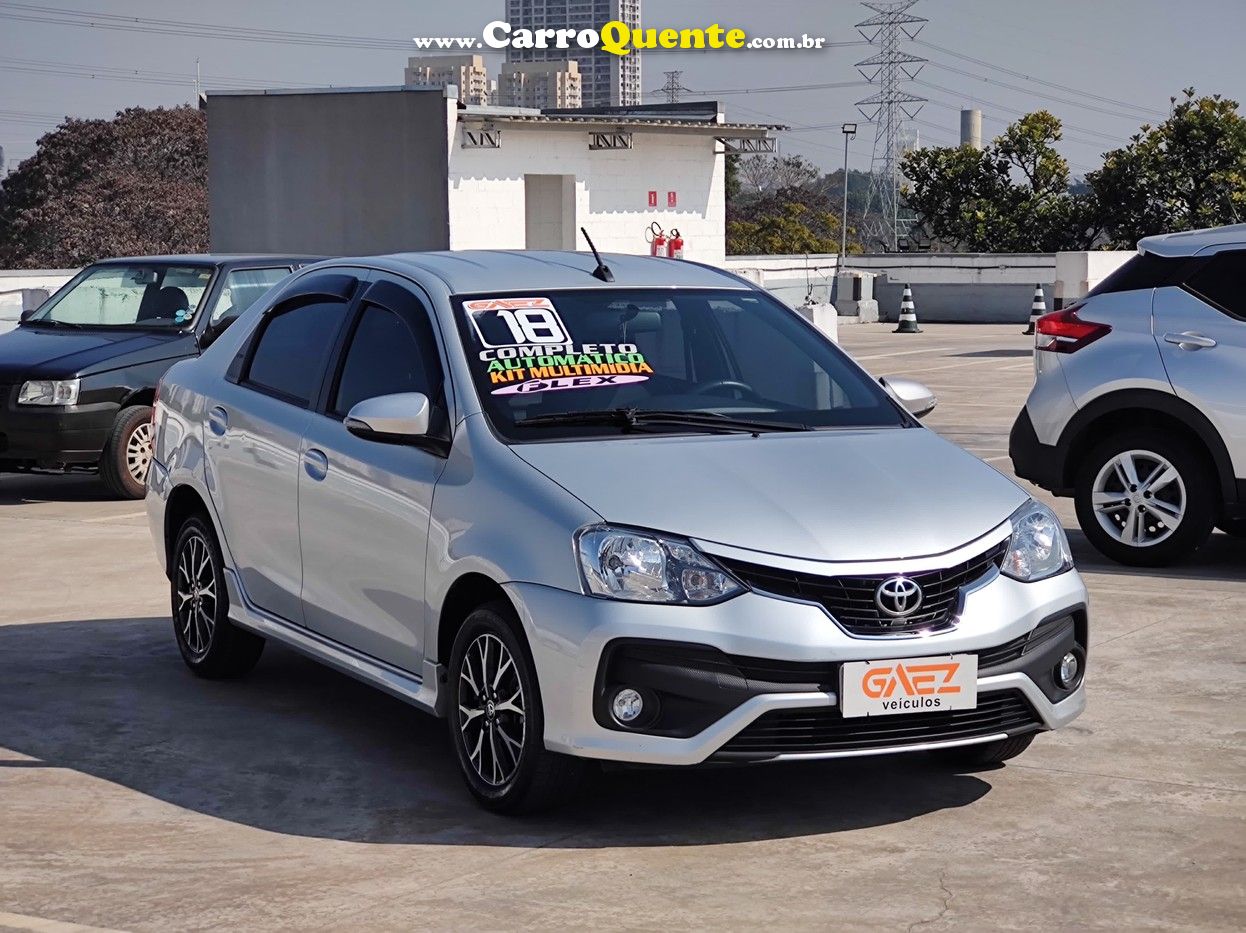 TOYOTA ETIOS 1.5 PLATINUM SEDAN 16V - Loja