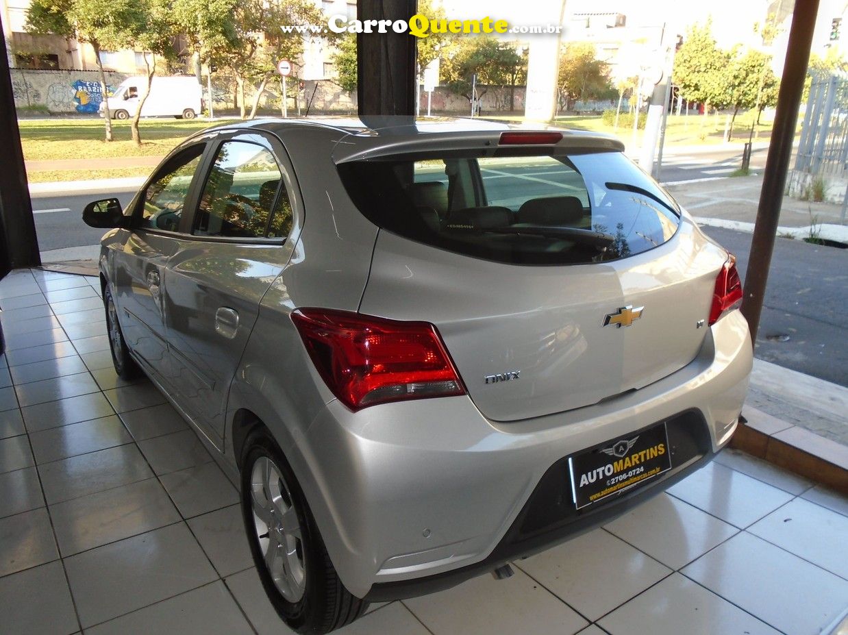 CHEVROLET ONIX 1.4 MPFI LT 8V - Loja