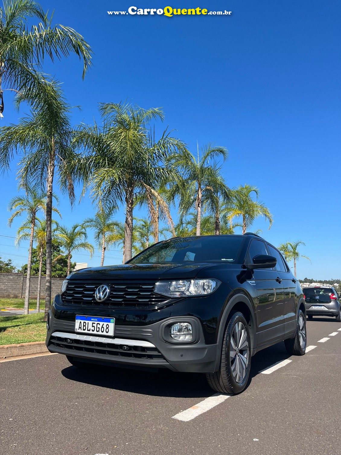 VOLKSWAGEN T-CROSS - Loja