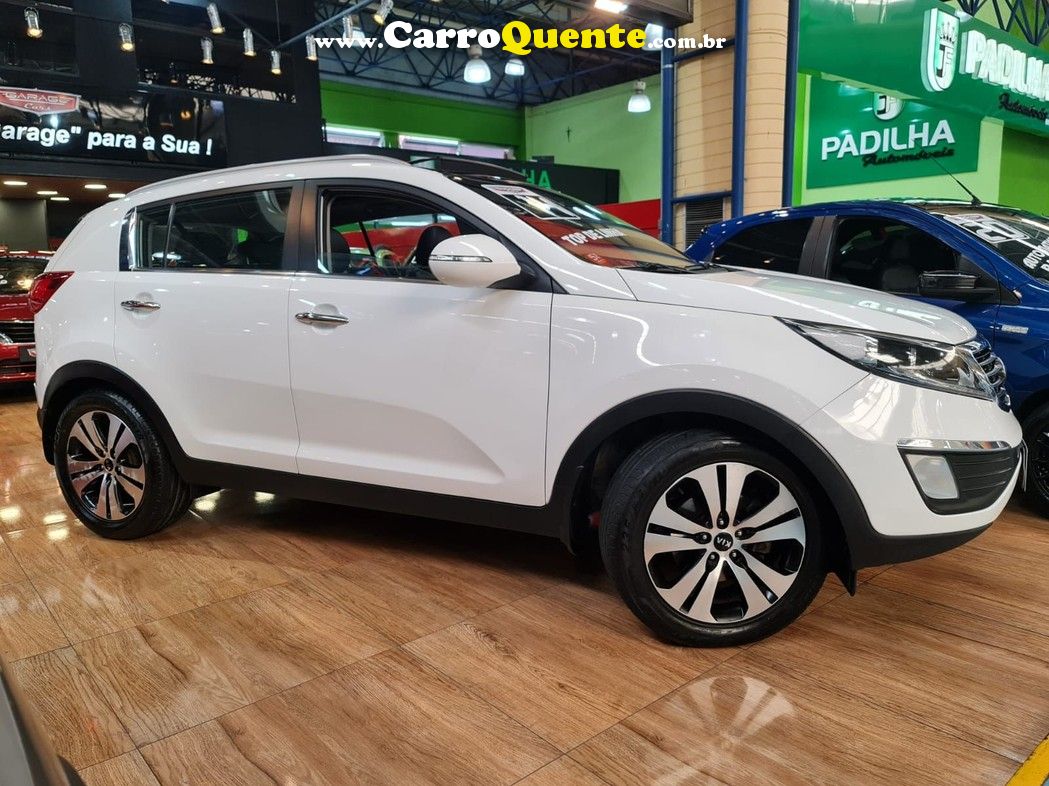 KIA SPORTAGE 2.0 EX 4X2  TETO SOLAR +AR DUAL ZONE - Loja