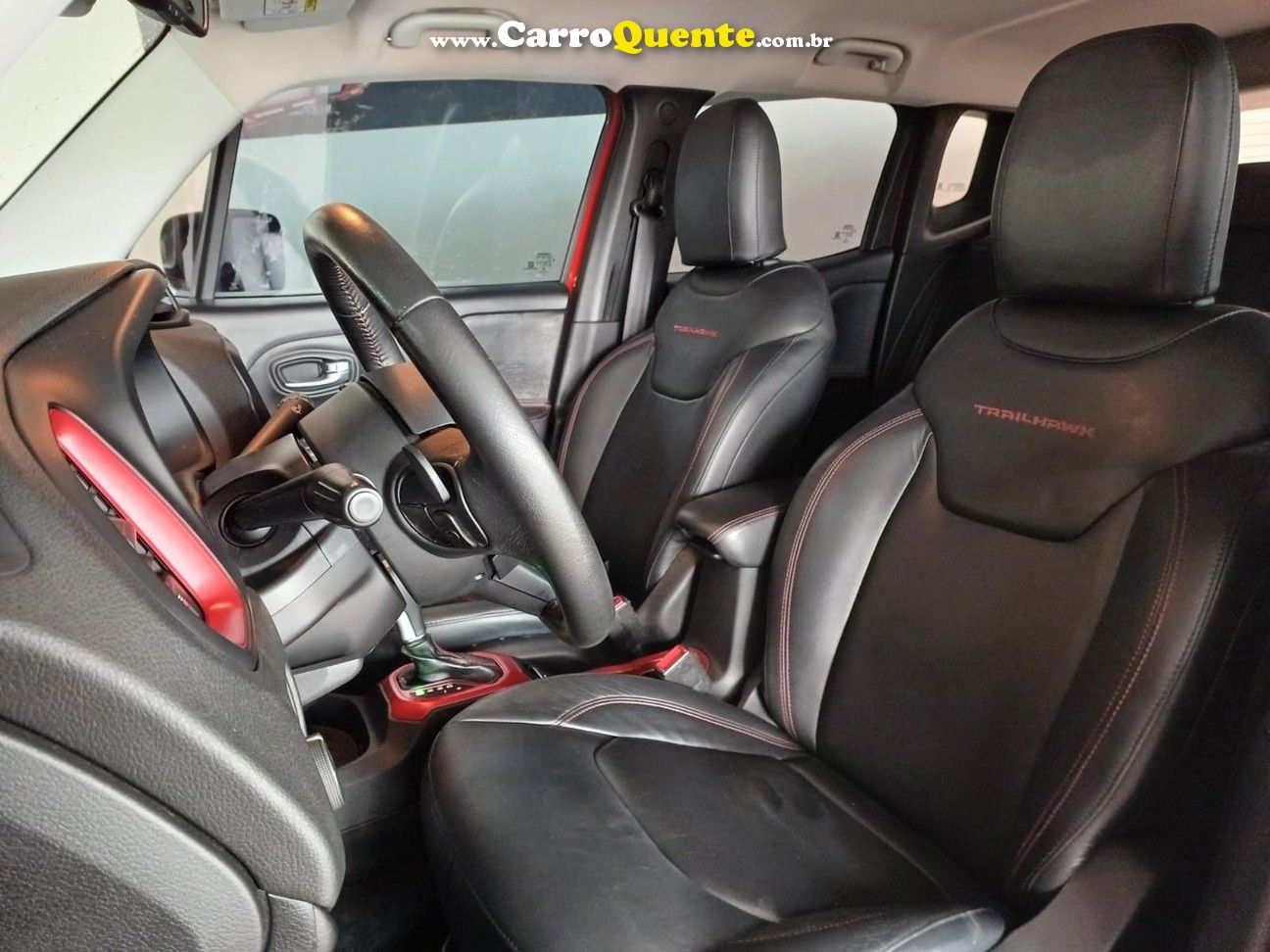 JEEP RENEGADE 2.0 16V TURBO TRAILHAWK 4X4 - Loja