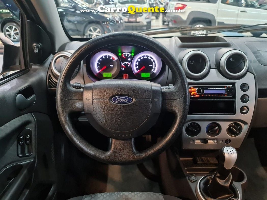 FORD FIESTA 1.6 ROCAM HATCH 8V 2014 - Loja