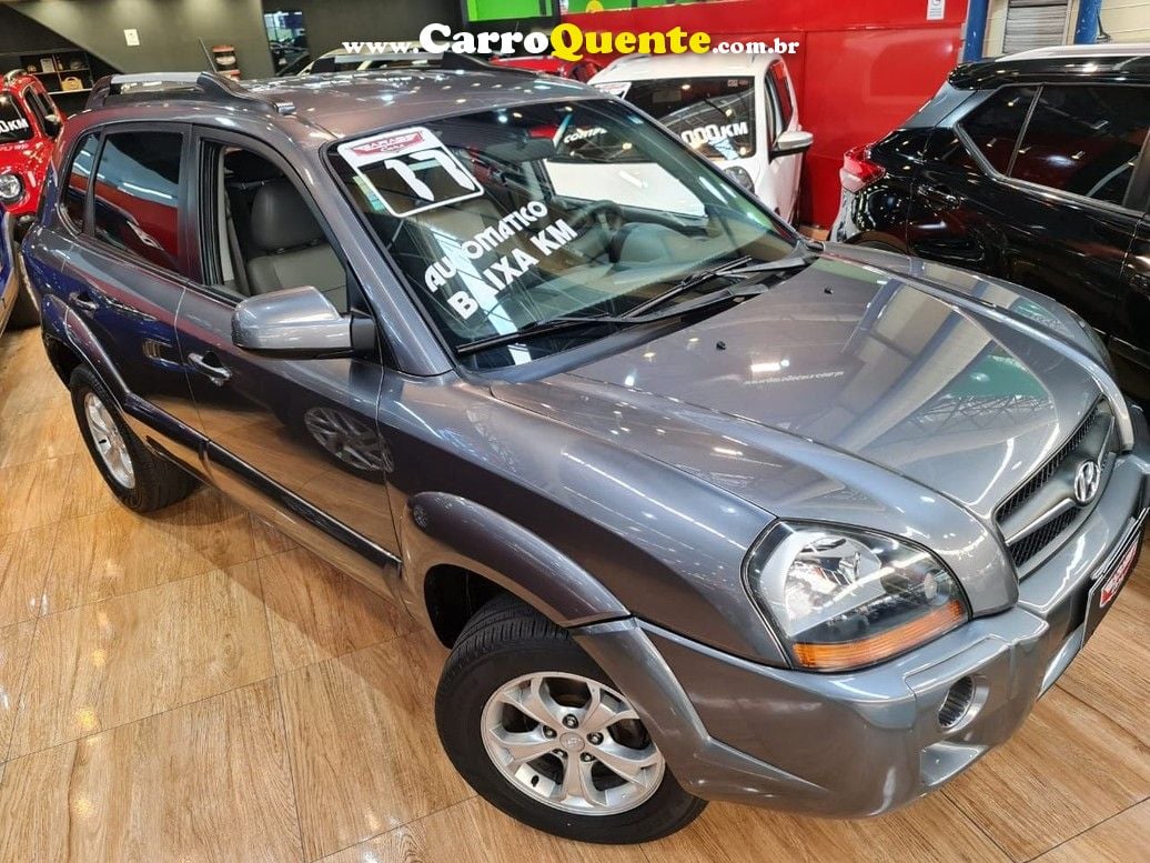 TUCSON 2.0 MPFI GLS 143CV 2WD SÓ 89 MIL KM ! - Loja