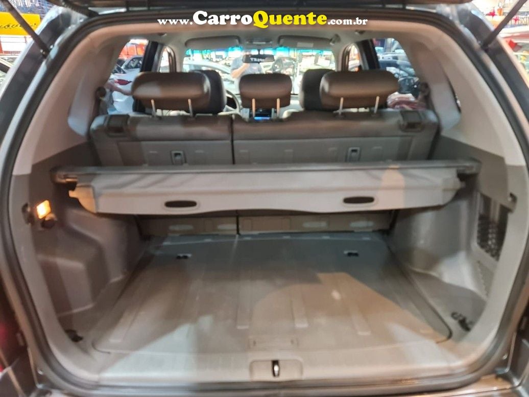 TUCSON 2.0 MPFI GLS 143CV 2WD SÓ 89 MIL KM ! - Loja