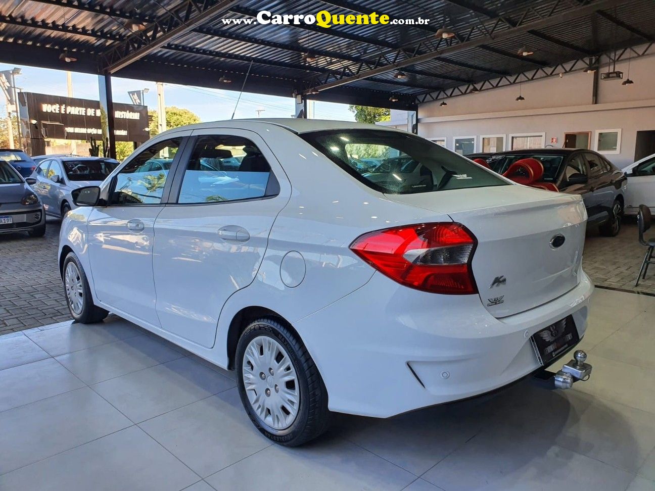 FORD KA 1.5 TIVCT SE SEDAN - Loja