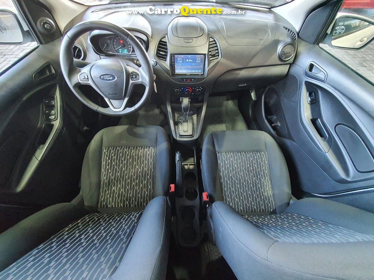 FORD KA 1.5 TIVCT SE SEDAN - Loja