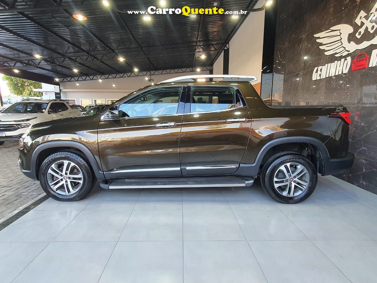 FIAT TORO 2.0 16V TURBO VOLCANO 4WD AT9 - Loja