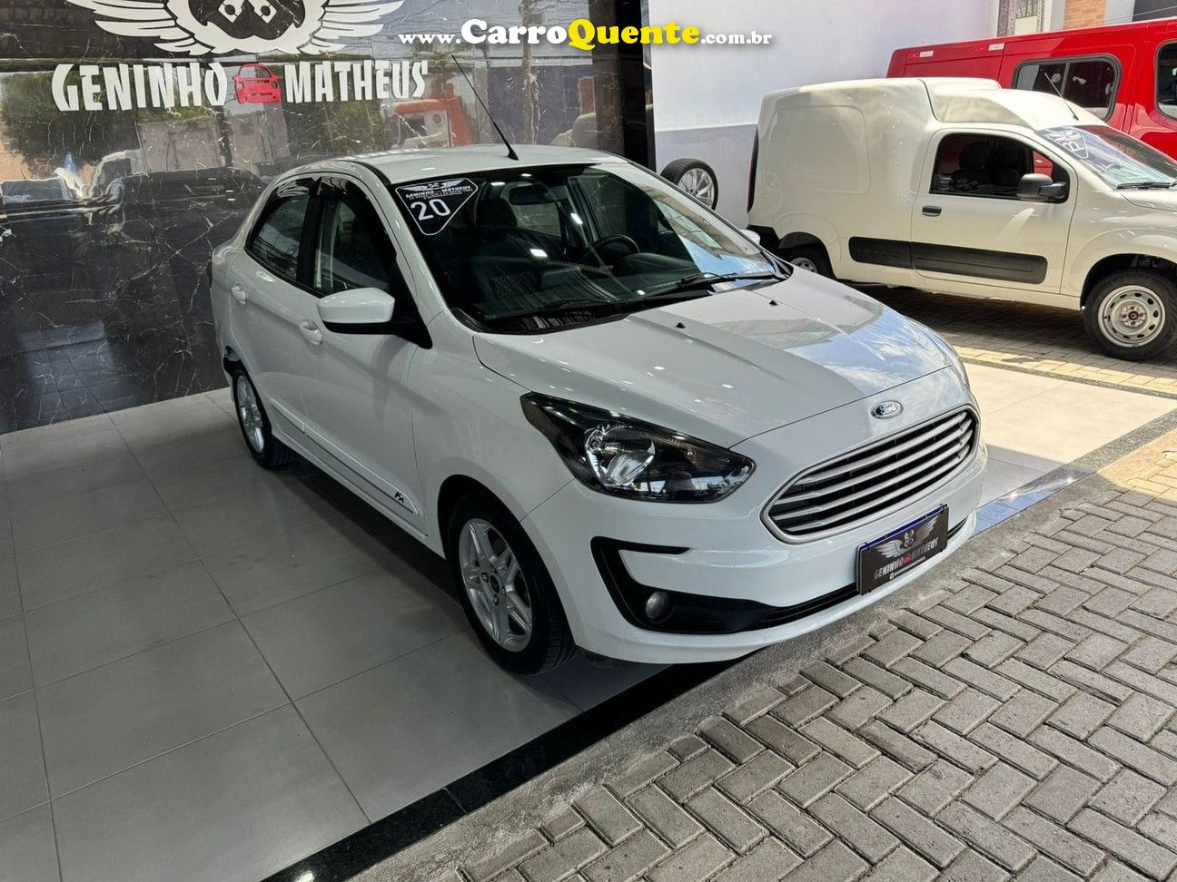 FORD KA 1.5 TIVCT SEL SEDAN - Loja