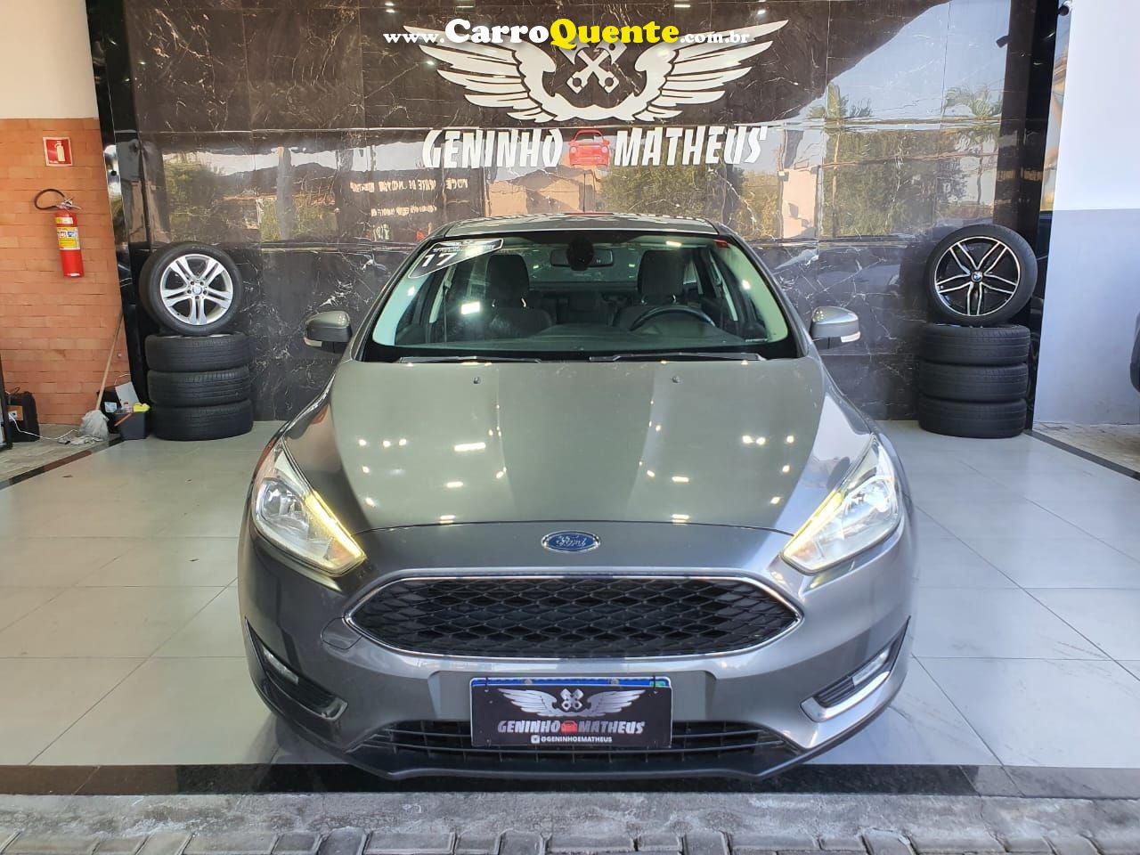 FORD FOCUS 2.0 SE FASTBACK 16V - Loja