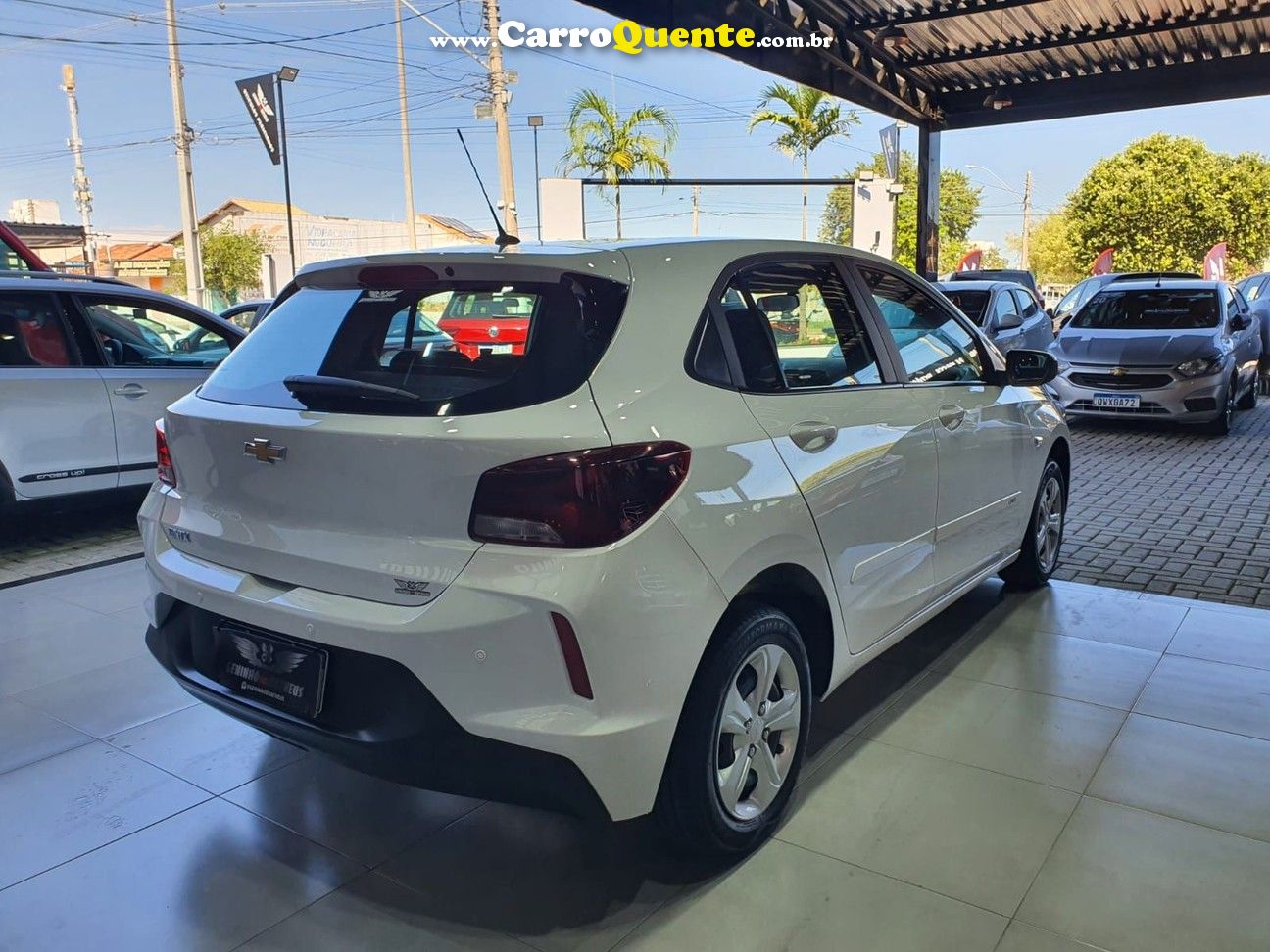 CHEVROLET ONIX 1.0 - Loja