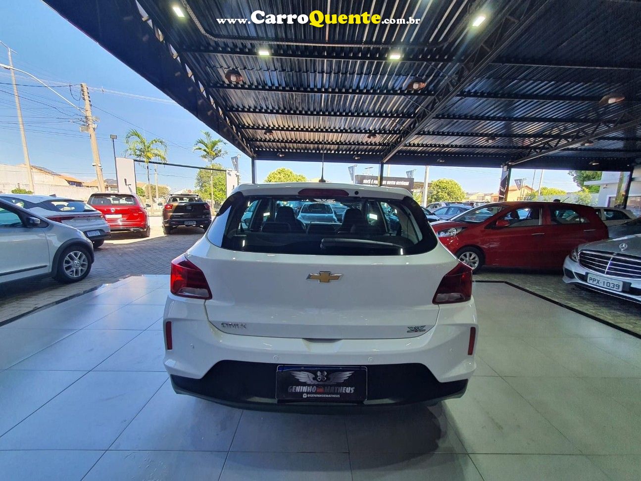 CHEVROLET ONIX 1.0 - Loja