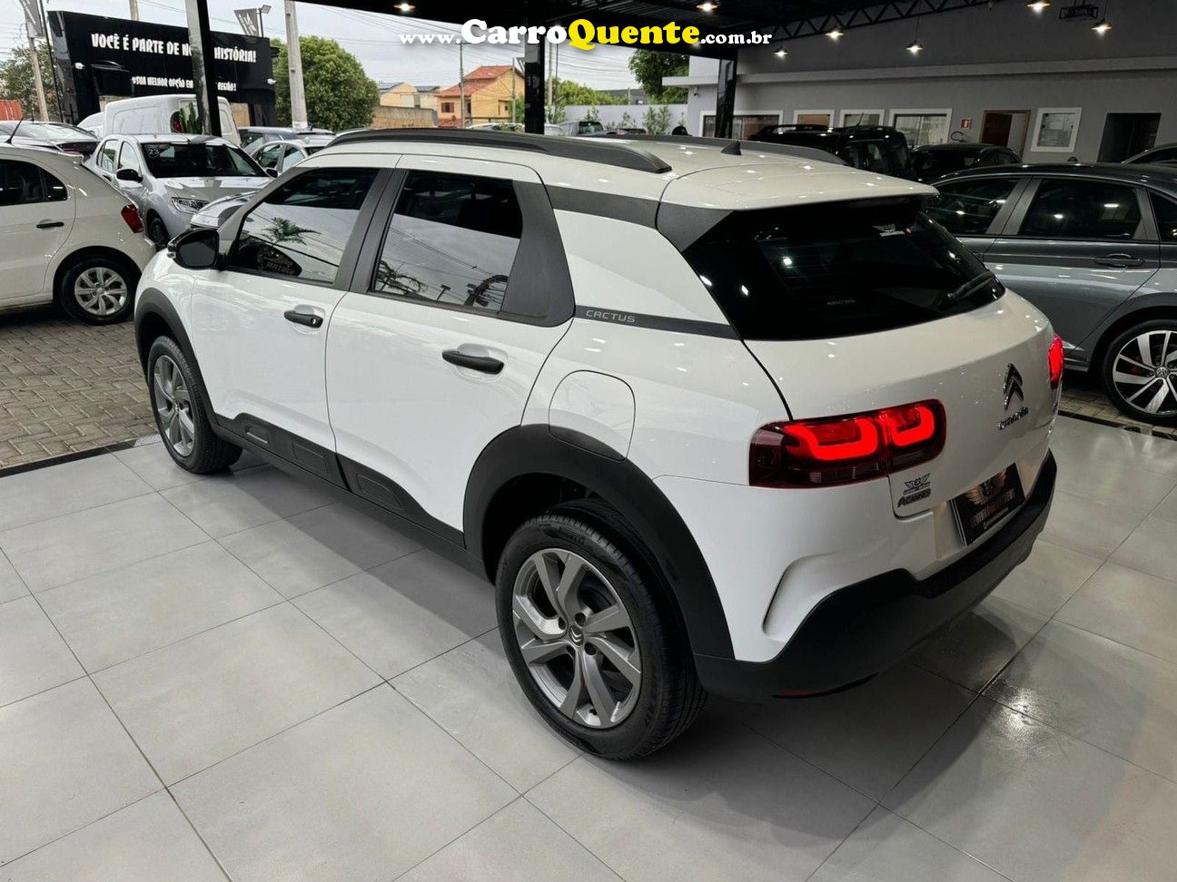 CITROEN C4 CACTUS 1.6 VTI 120 FEEL PACK EAT6 - Loja