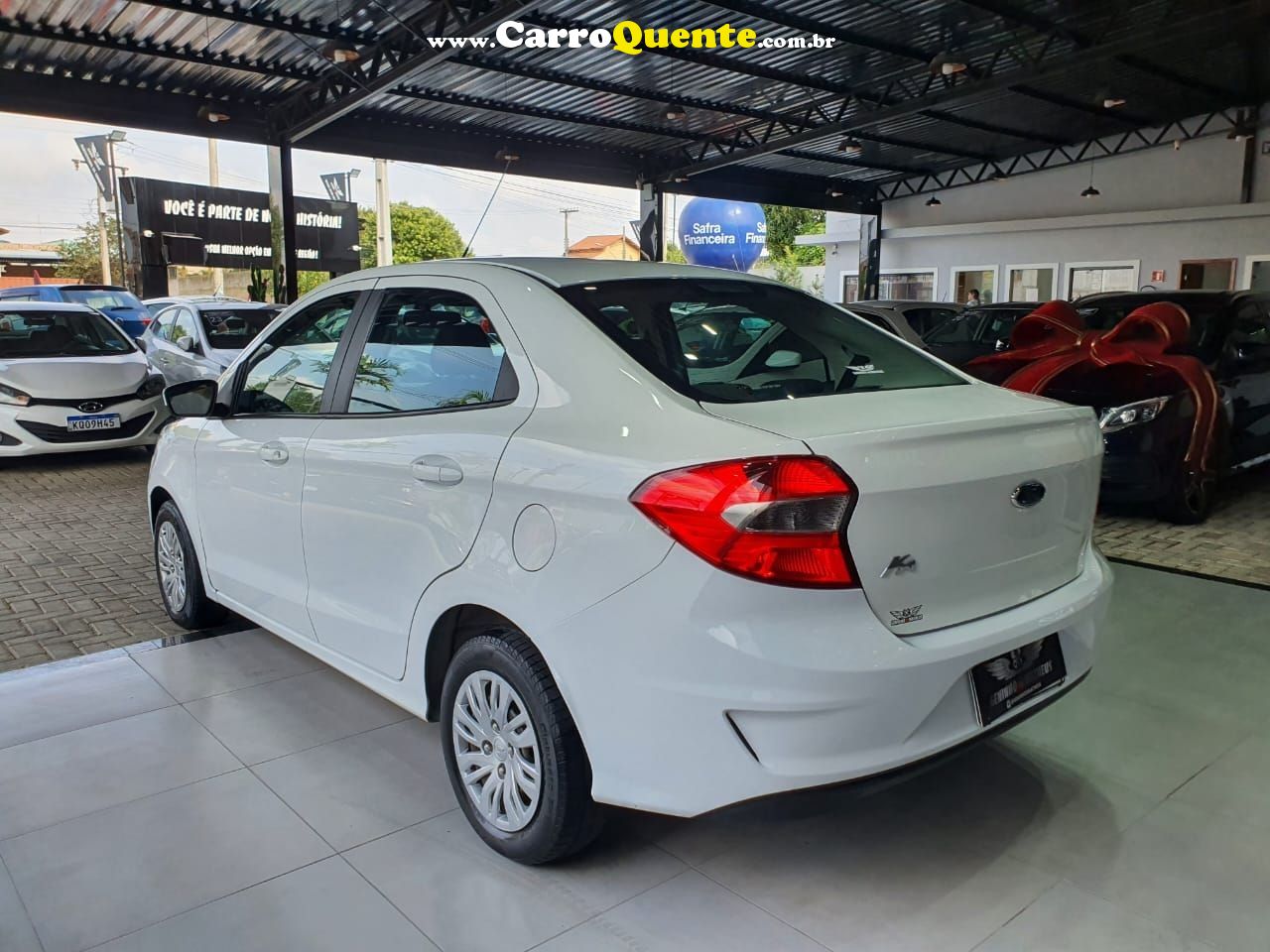 FORD KA 1.5 TIVCT SE SEDAN - Loja