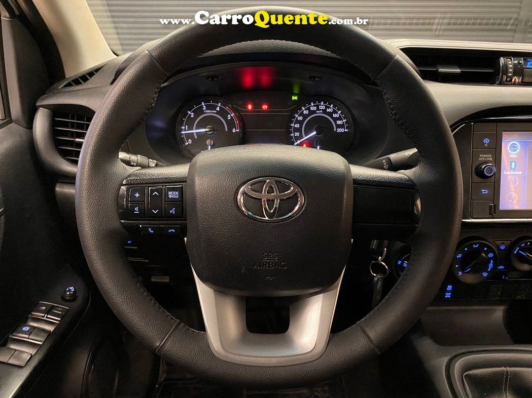 TOYOTA HILUX 2.8 D-4D TURBO CD POWER PACK 4X4 - Loja