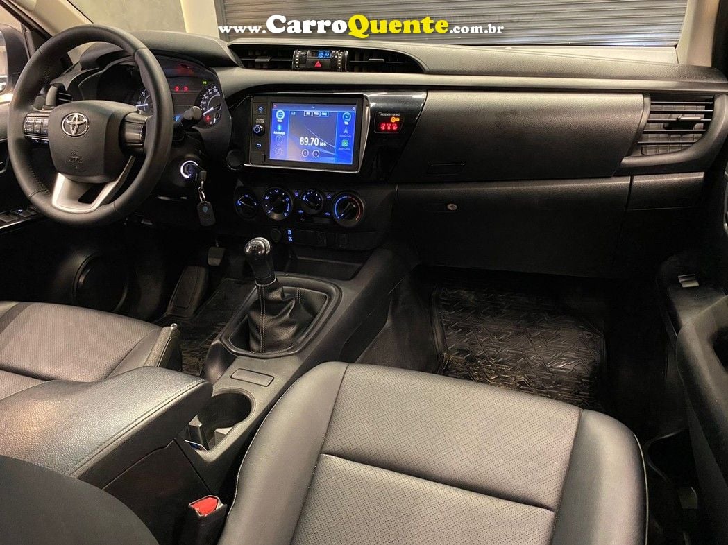 TOYOTA HILUX 2.8 D-4D TURBO CD POWER PACK 4X4 - Loja