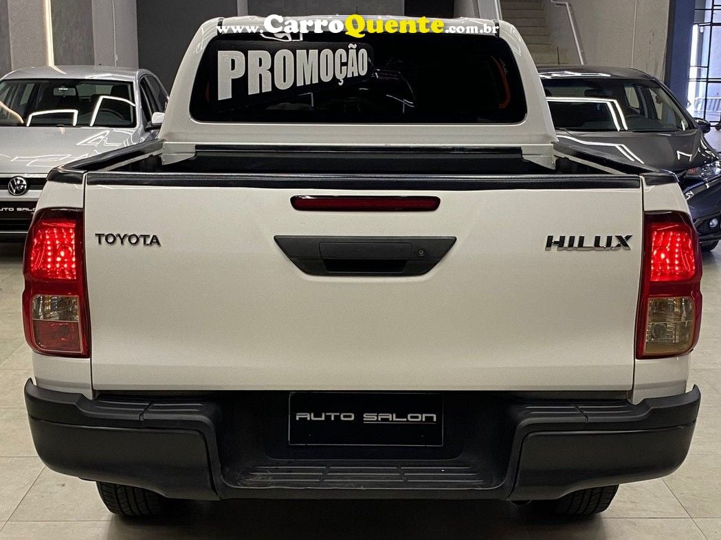 TOYOTA HILUX 2.8 D-4D TURBO CD POWER PACK 4X4 - Loja