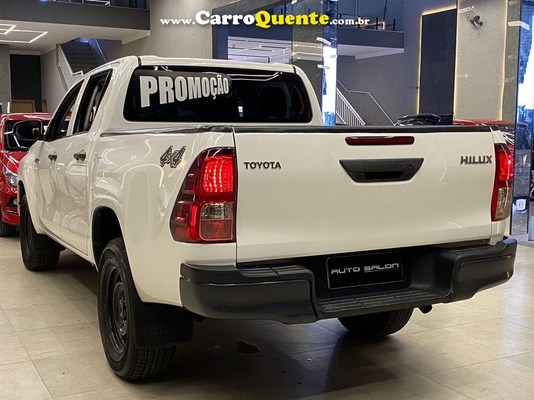 TOYOTA HILUX 2.8 D-4D TURBO CD POWER PACK 4X4 - Loja