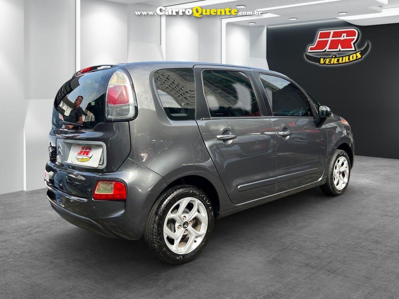 CITROEN C3 PICASSO 1.6 EXCLUSIVE BVA - Loja