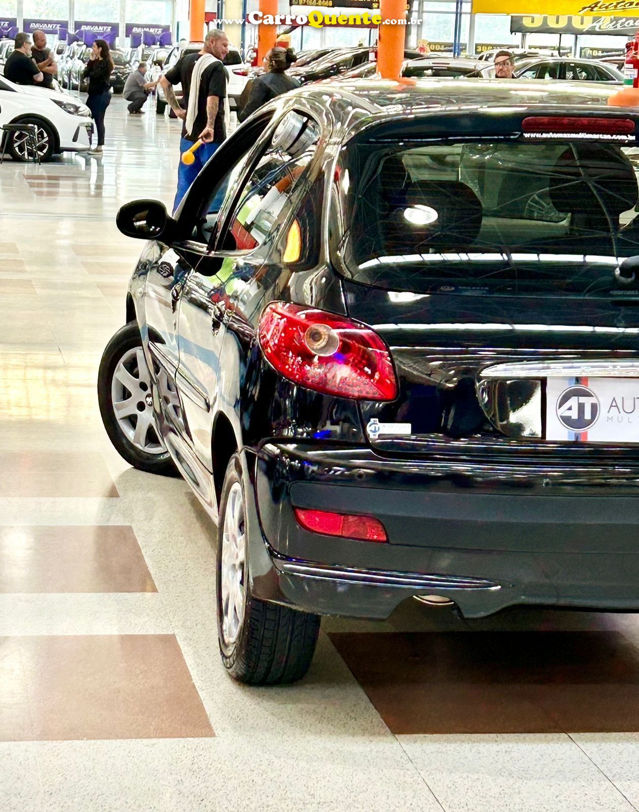 PEUGEOT 207 1.4 XR 8V - Loja