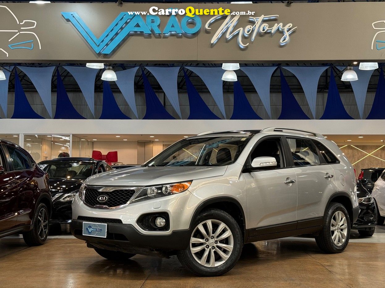 KIA SORENTO 2.4 16V EX 7L - Loja