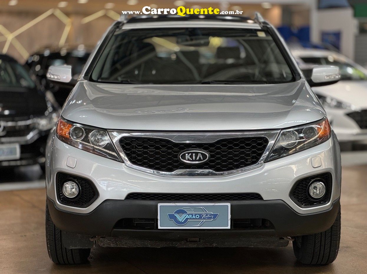 KIA SORENTO 2.4 16V EX 7L - Loja